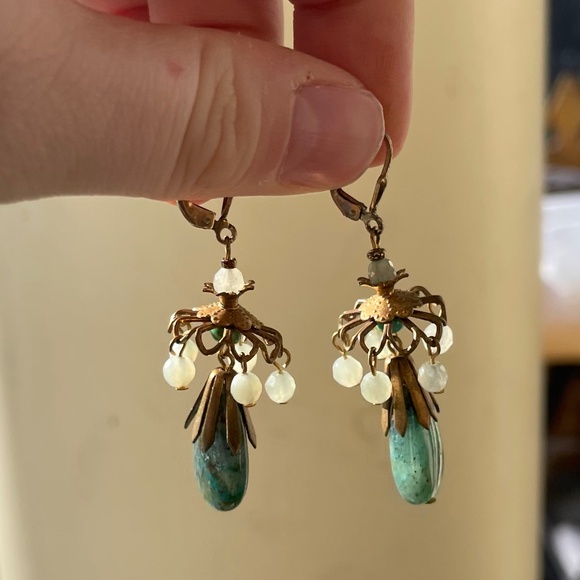 Sundance Catalog Dangling Pendant Earrings with blue-green stones and beads - Picture 2 of 6